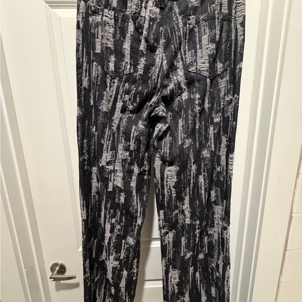 Tall Monochrome Abstract Patterned Pants - Picture 4 of 4